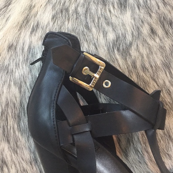 G by Guess Platform Heel Sandal - Picture 7 of 8